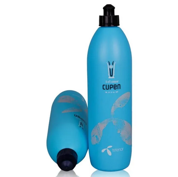 Garrafa redonda de plástico para esportes aquáticos de plástico HDPE de 750 ml para corrida, acampamento e ioga